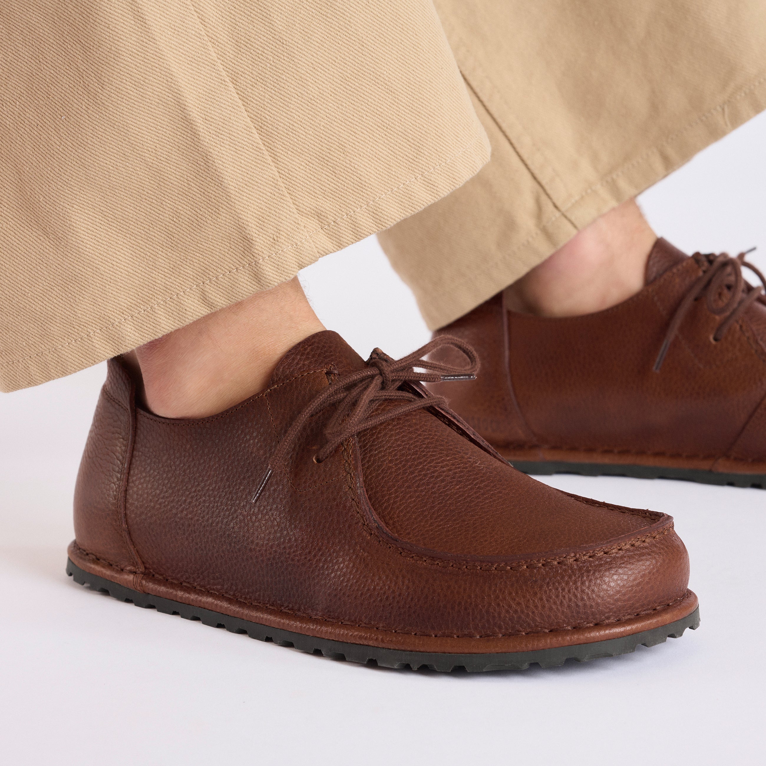 Utti Lace Roast Grained Leather